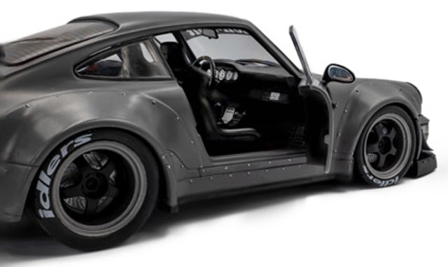 Solido 2016 Porsche 911 (964) RWB Bodykit Nardo Grey w/ Akira Nakai Figure 1:18