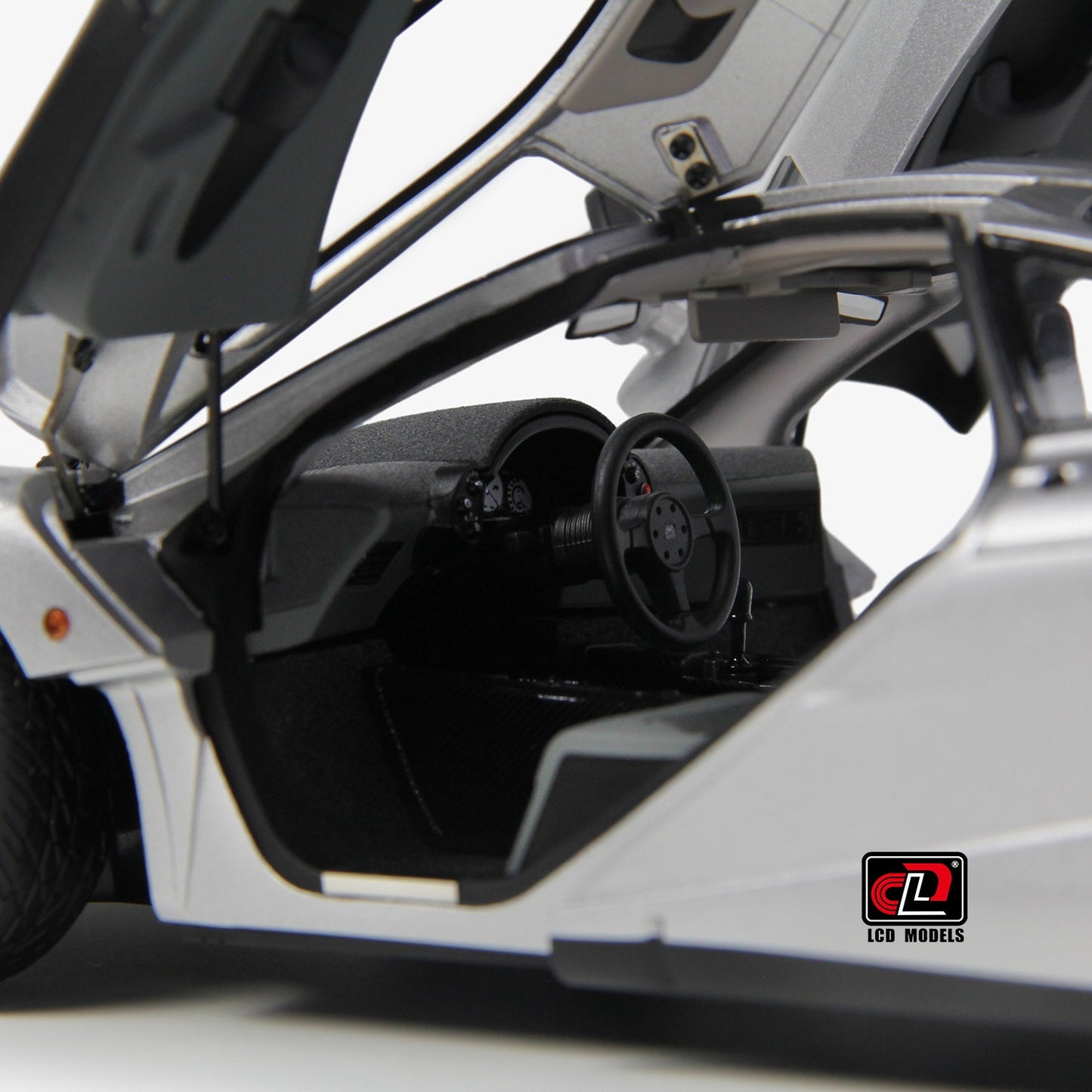 LCD 1993 Mclaren F1 XP5 Silver Metallic 1:18