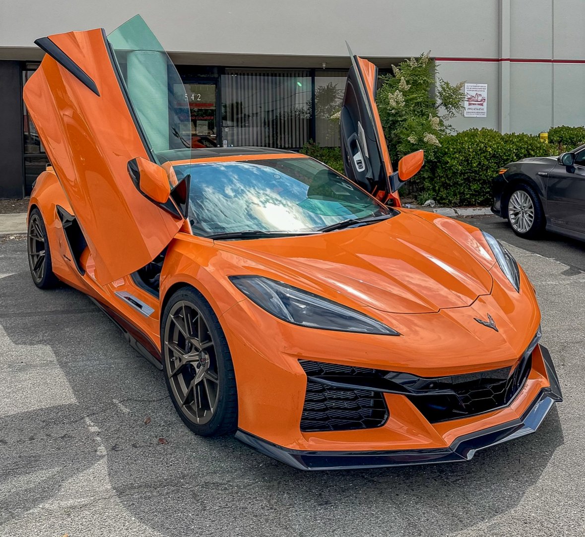 Jesse Iwuji Performance Vertical doors | Chevrolet Corvette C8 Z06 2023-2025  Lambo Door...