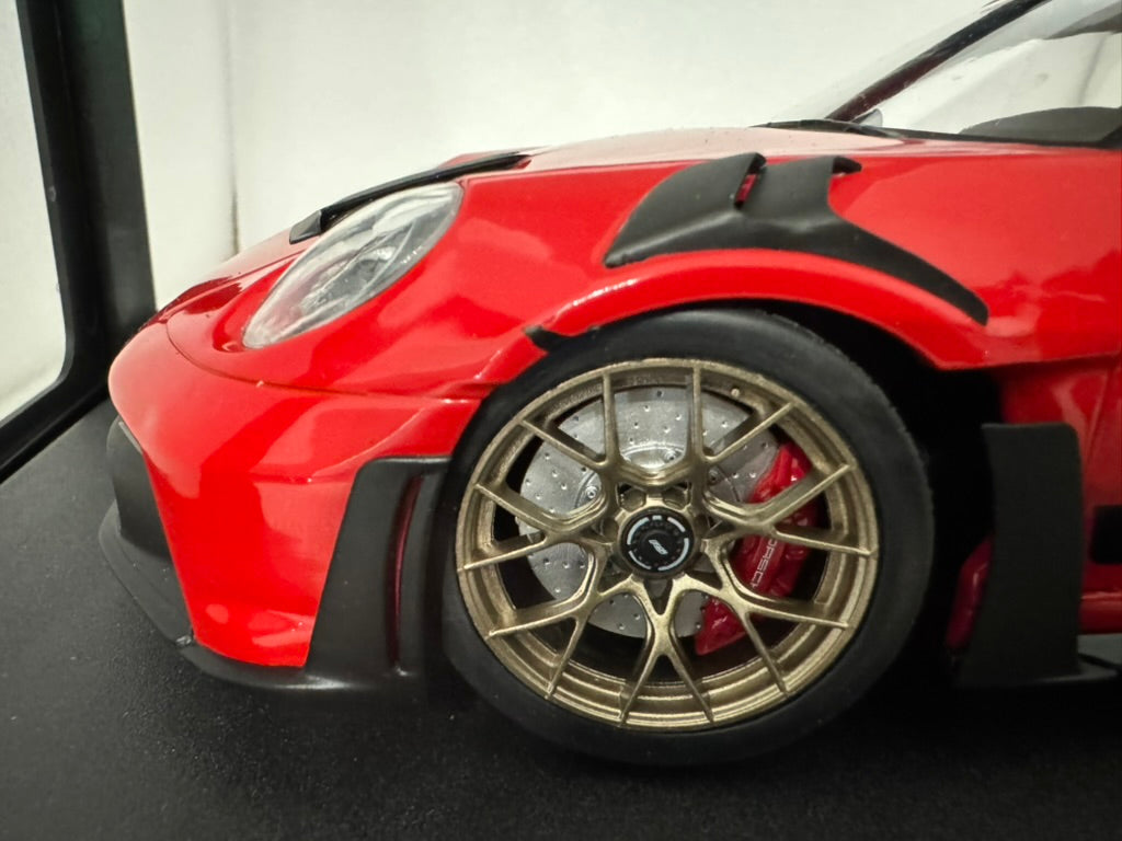 Solido 2024 Porsche 911 992 GT3 RS Guards Red w/ Gold Wheels 1:18 *Defect*
