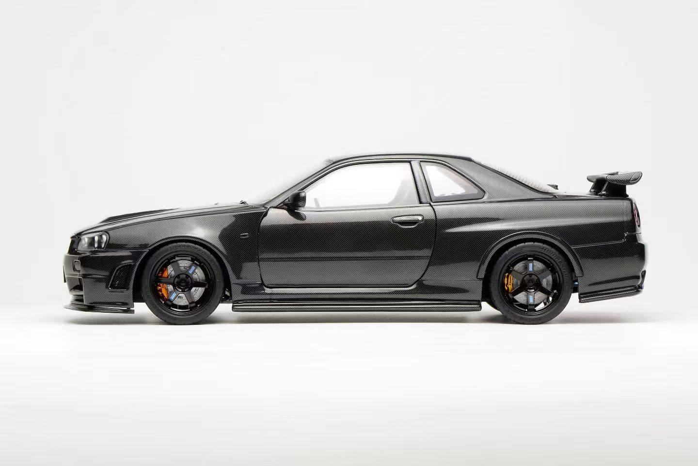 Motorhelix 1999 Nissan Skyline GT-R R34 Customized Version Full Carbon Fiber 1:18