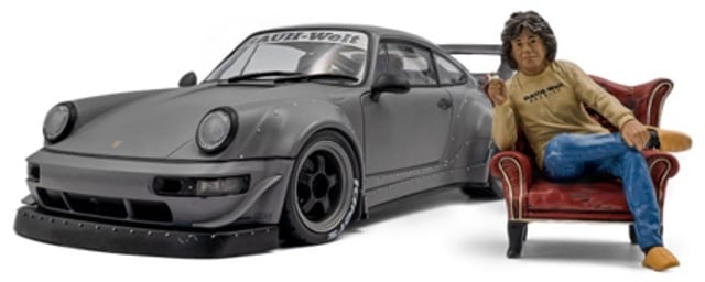 Solido 2016 Porsche 911 (964) RWB Bodykit Nardo Grey w/ Akira Nakai Figure 1:18