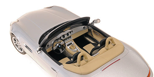 Minichamps 2000 BMW Z8 Roadster Silver 1:18