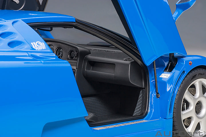 AUTOart Bugatti EB110 SS French Racing Blue 1:18