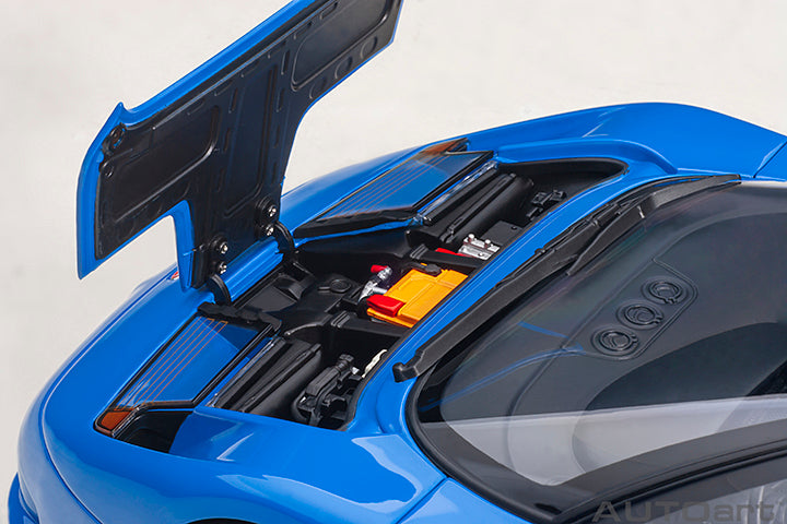 AUTOart Bugatti EB110 SS French Racing Blue 1:18