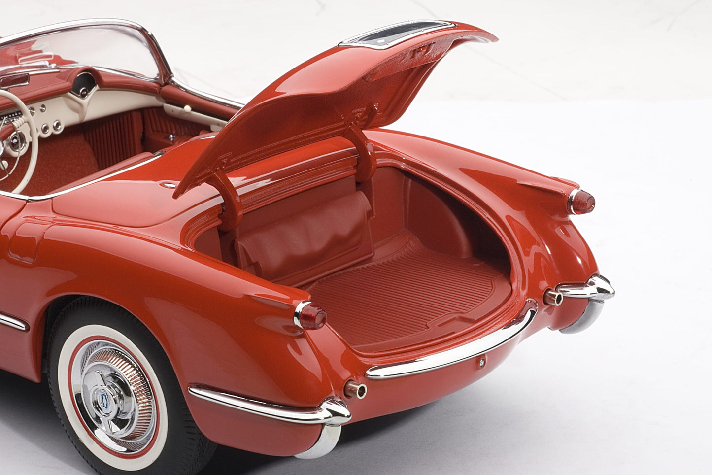 AUTOart Millennium 1954 Chevy Corvette C1 Convertible Red 1:18