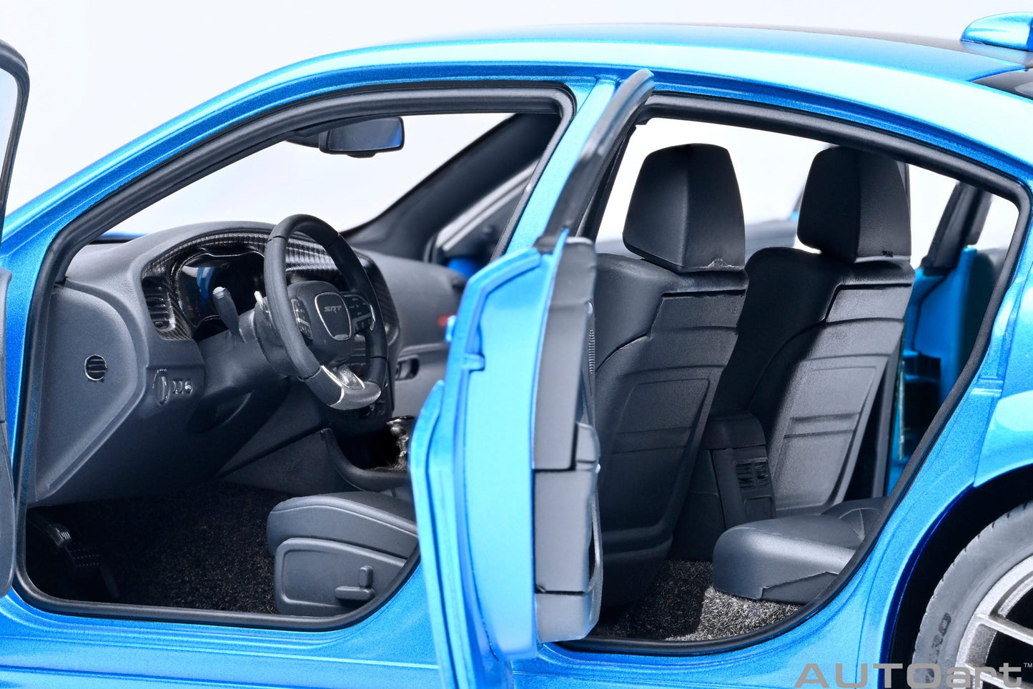 AUTOart Dodge Charger SRT Hellcat Redeye Jailbreak F5 Blue 1:18