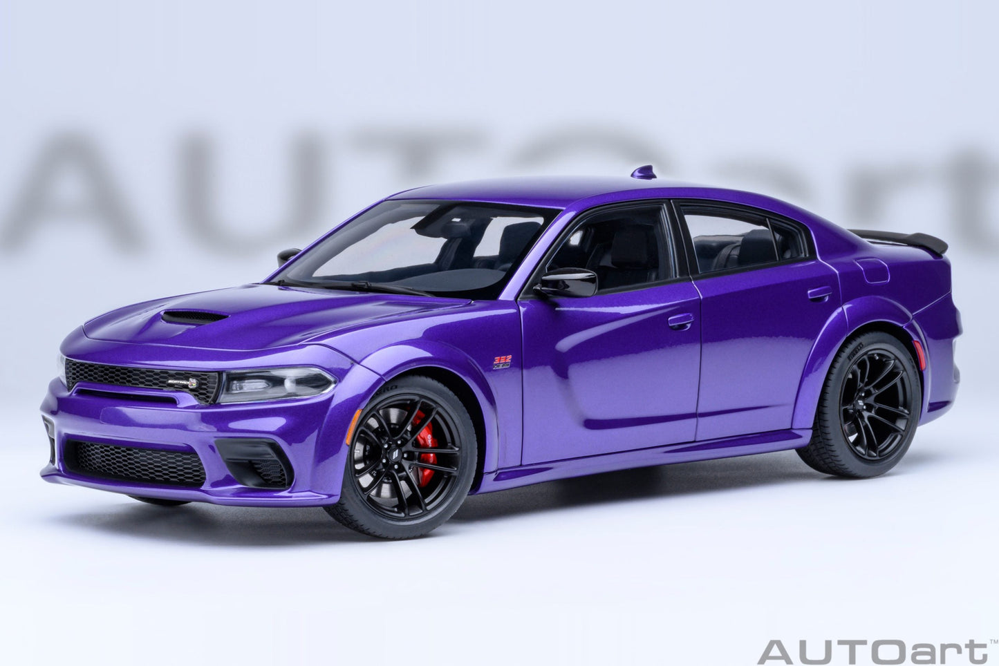 AUTOart Dodge Charger R/T Scat Pack Widebody Plum Crazy Purple 1:18