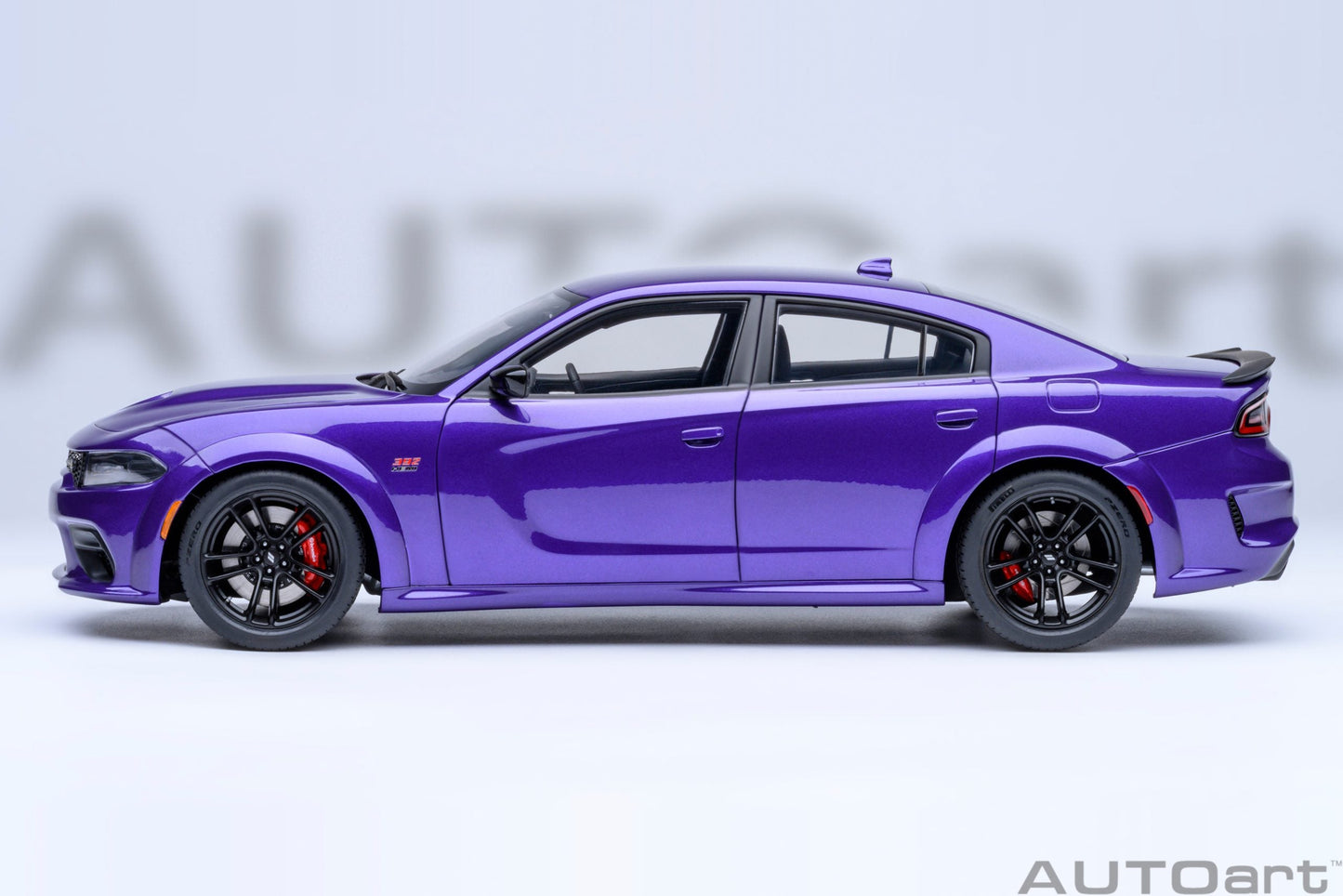 AUTOart Dodge Charger R/T Scat Pack Widebody Plum Crazy Purple 1:18