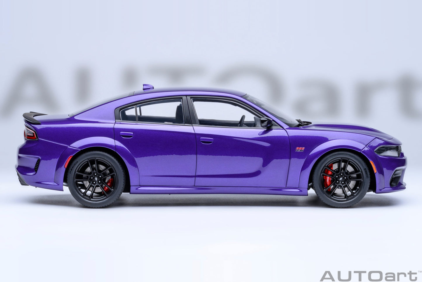 AUTOart Dodge Charger R/T Scat Pack Widebody Plum Crazy Purple 1:18