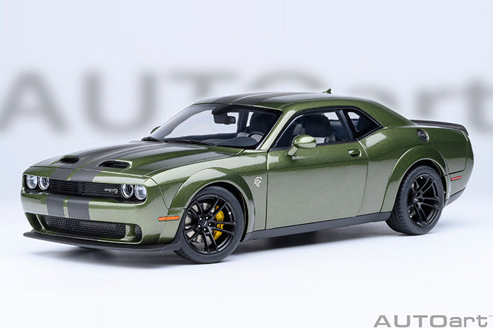 AUTOart 2022 Dodge Challenger SRT Jailbreak F8 Green 1:18