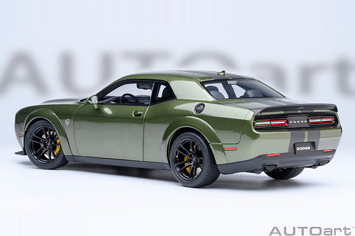 AUTOart 2022 Dodge Challenger SRT Jailbreak F8 Green 1:18