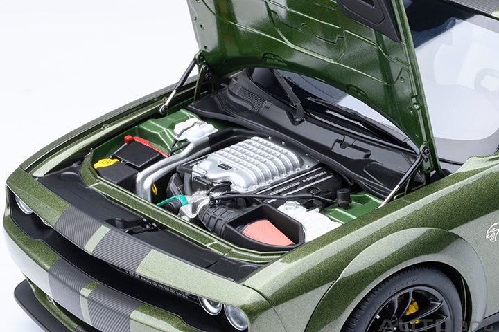 AUTOart 2022 Dodge Challenger SRT Jailbreak F8 Green 1:18