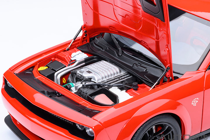 AUTOart 2022 Dodge Challenger SRT Jailbreak TorRed 1:18