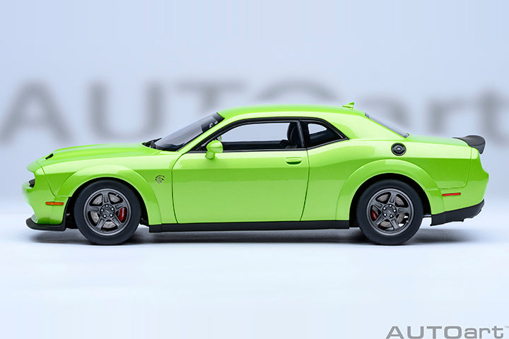 AUTOart 2023 Dodge Challenger SRT Super Stock Sublime Green 1:18