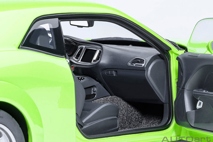 AUTOart 2023 Dodge Challenger SRT Super Stock Sublime Green 1:18