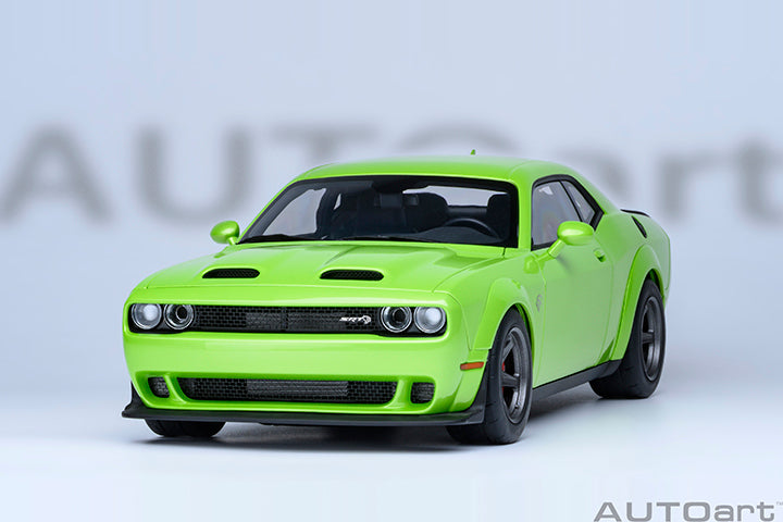 AUTOart 2023 Dodge Challenger SRT Super Stock Sublime Green 1:18