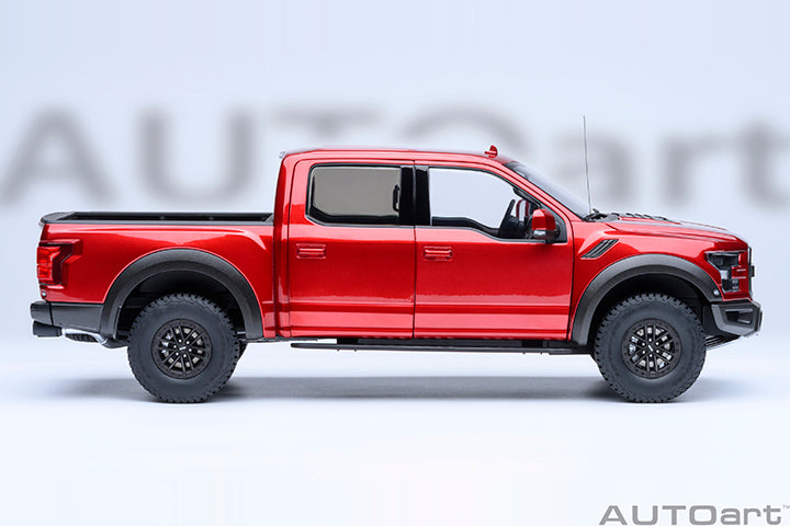 STM Diecast AUTOart 2019 Ford F-150 Raptor Supercrew Ruby Red 1:18 - View 4