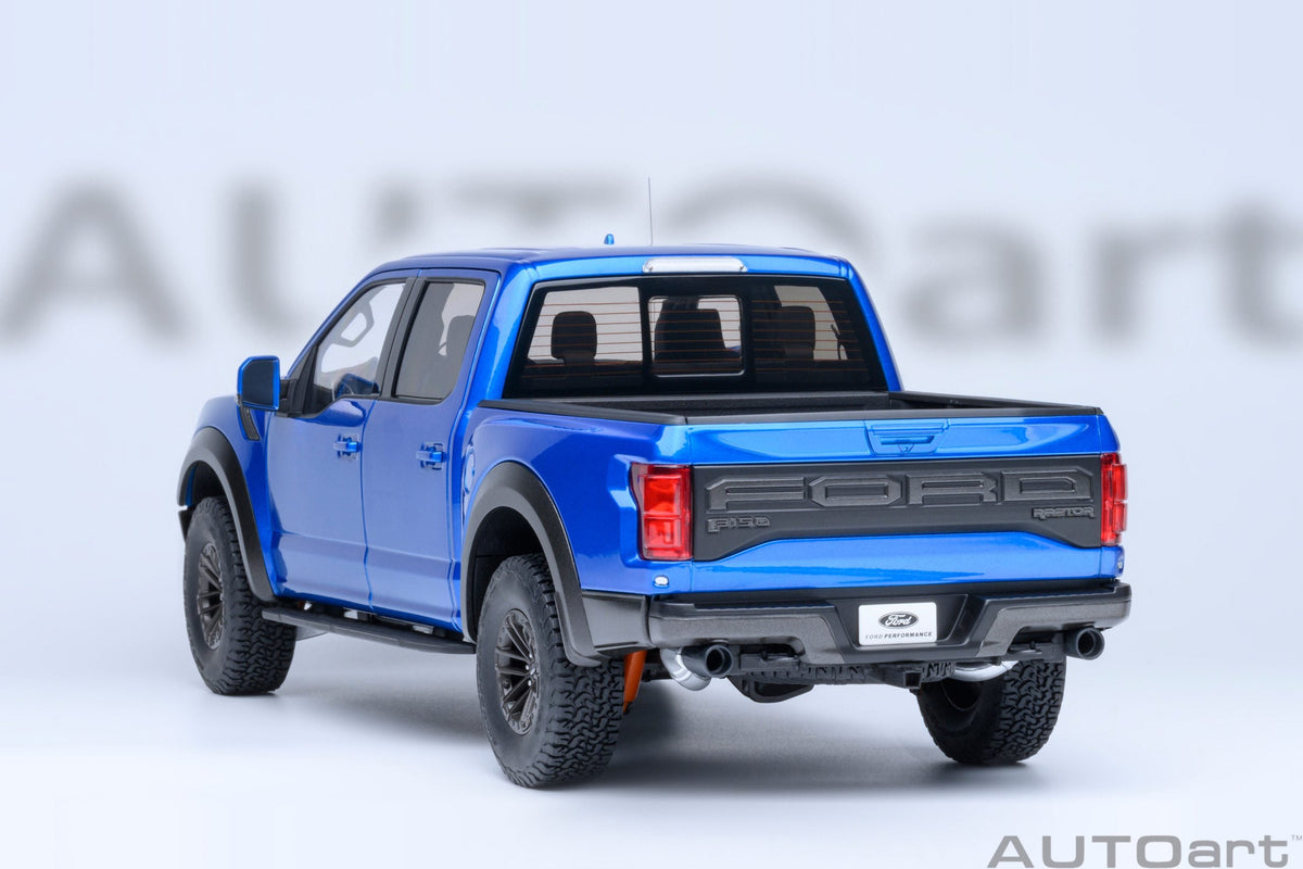 STM Diecast AUTOart 2019 Ford F-150 Raptor Supercrew Velocity Blue 1:18 - View 5