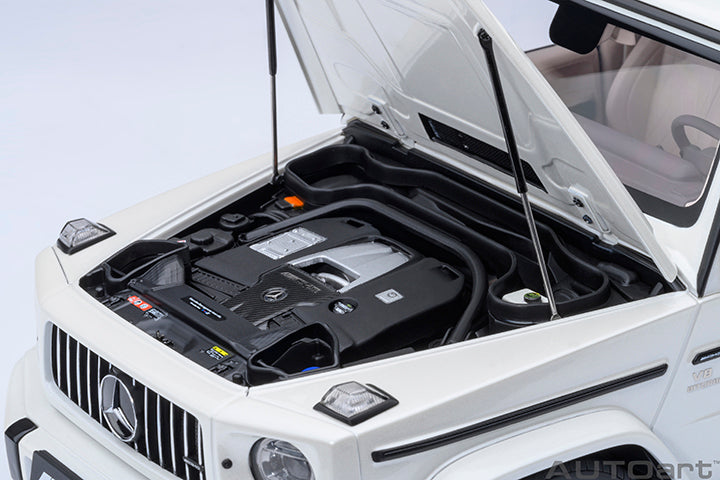 AUTOart 2019 Mercedes-Benz G63 AMG 4x4 G-Class Designo Brilliant White 1:18