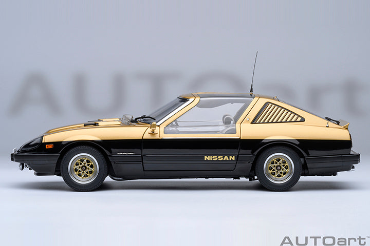 STM Diecast AUTOart 1979 Nissan Fairlady Z (S130) Seibu-Keisatsu Super Z Gold & Black 1:18 - View 4
