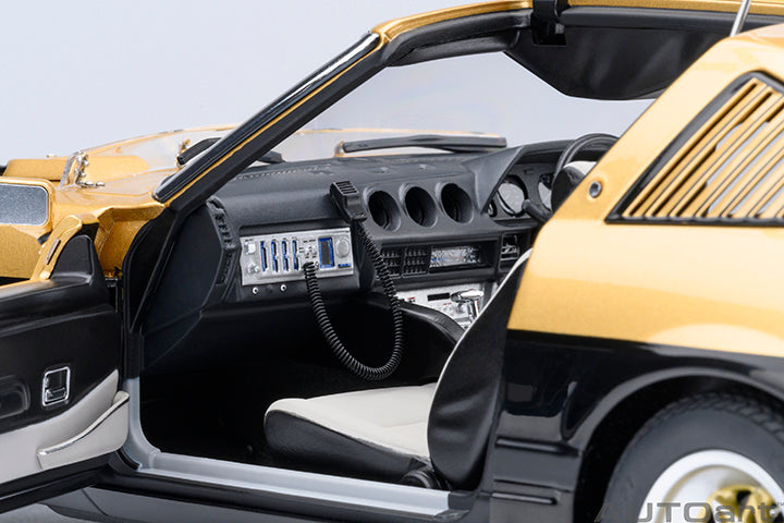 STM Diecast AUTOart 1979 Nissan Fairlady Z (S130) Seibu-Keisatsu Super Z Gold & Black 1:18 - View 10