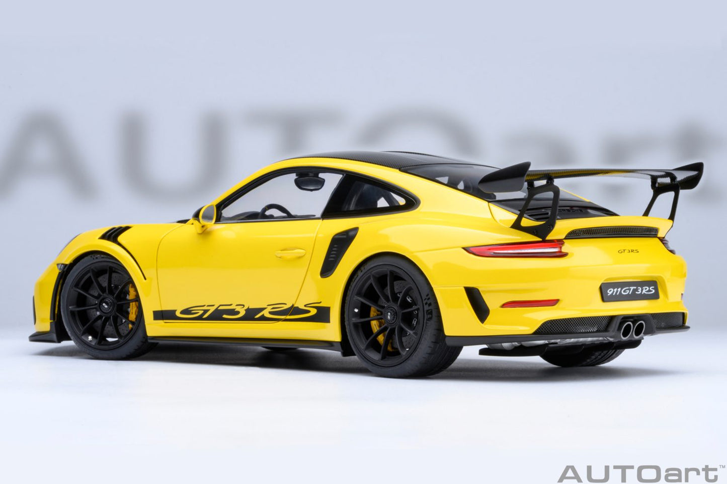 AUTOart Porsche 911 991.2 GT3 RS w/ Weissach Pkg Racing Yellow 1:18
