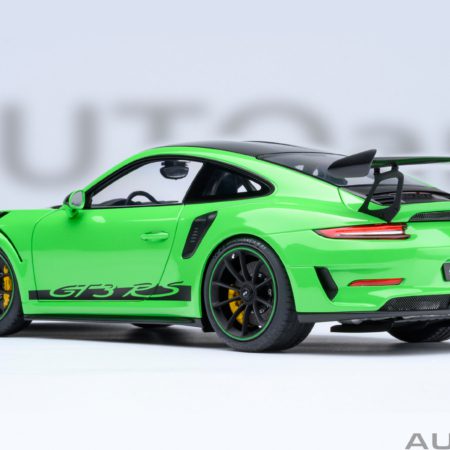 AUTOart Porsche 911 991.2 GT3 RS w/ Weissach Pkg Lizard Green 1:18
