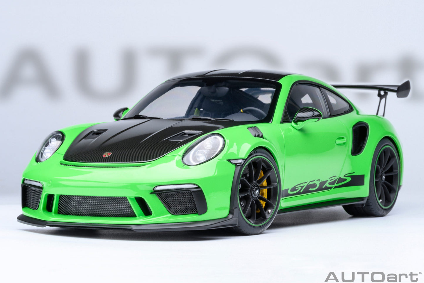 AUTOart Porsche 911 991.2 GT3 RS w/ Weissach Pkg Lizard Green 1:18