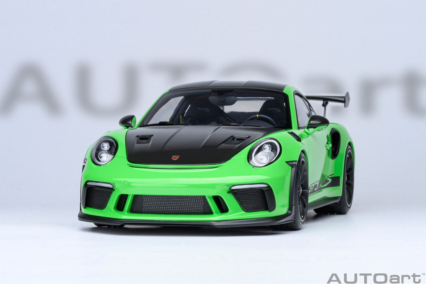 AUTOart Porsche 911 991.2 GT3 RS w/ Weissach Pkg Lizard Green 1:18