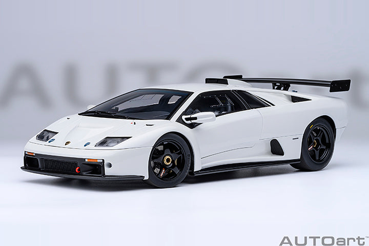 AUTOart Lamborghini Diablo GTR Impact White 1:18
