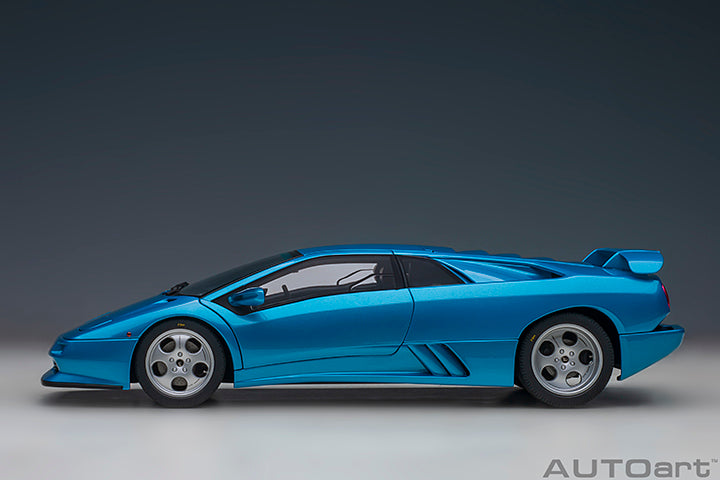 STM Diecast AUTOart 1995 Lamborghini Diablo SE30 Blue Sirena Metallic Blue 1:18 - View 3