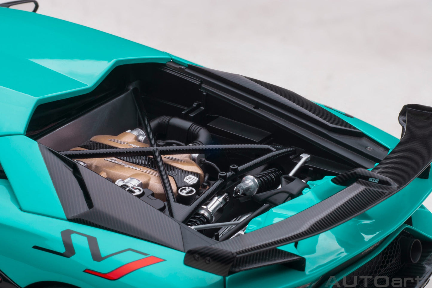 AUTOart Lamborghini Aventador SVJ Blu Glauco (Solid Blue) 1:18