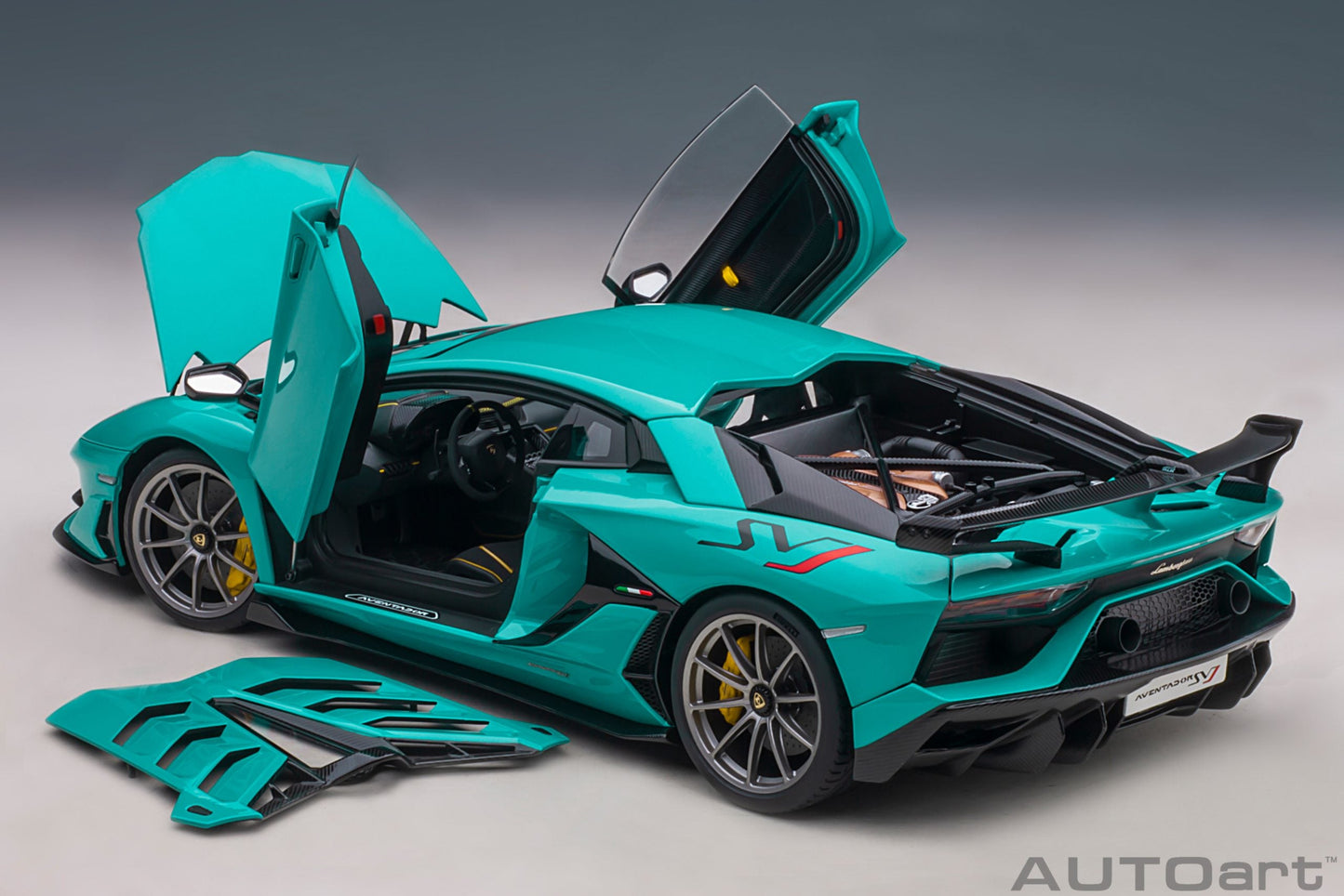 AUTOart Lamborghini Aventador SVJ Blu Glauco (Solid Blue) 1:18