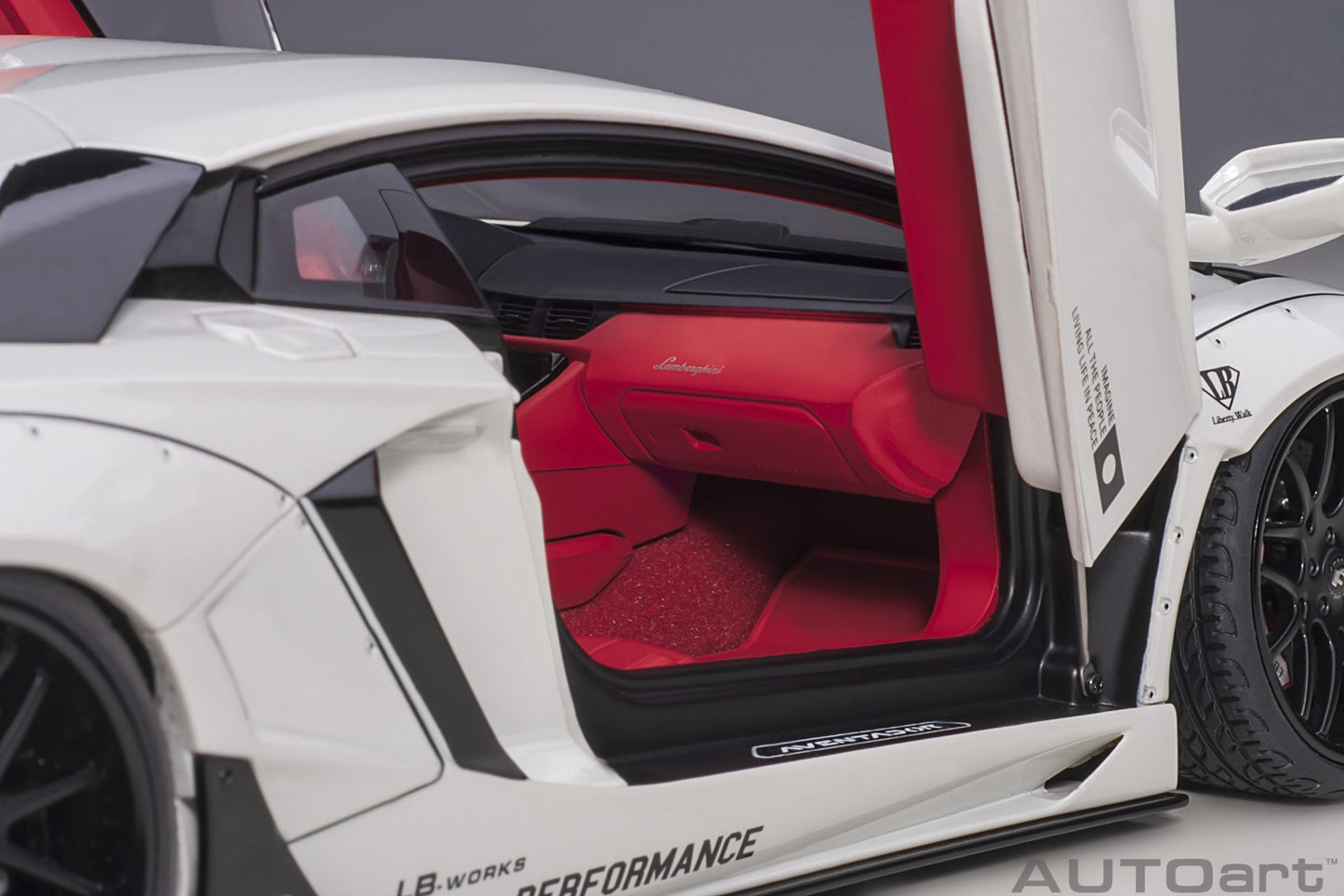 AUTOart Lamborghini Aventador Liberty Walk LB-Works, Limited Edition, Metallic White 1:18