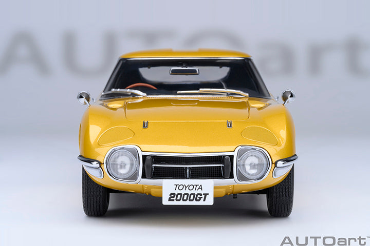 AUTOart 1967 Toyota 2000GT (Upgraded Version) Gold 1:18