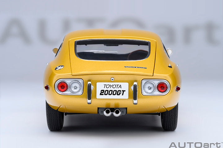 AUTOart 1967 Toyota 2000GT (Upgraded Version) Gold 1:18