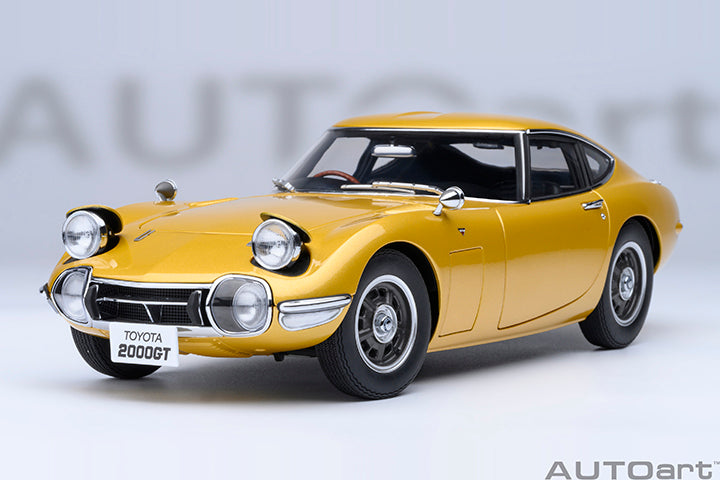 AUTOart 1967 Toyota 2000GT (Upgraded Version) Gold 1:18