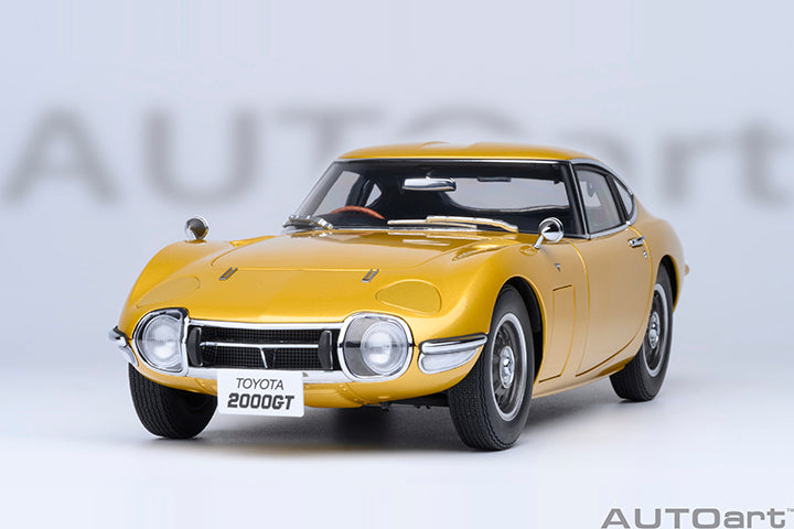 AUTOart 1967 Toyota 2000GT (Upgraded Version) Gold 1:18