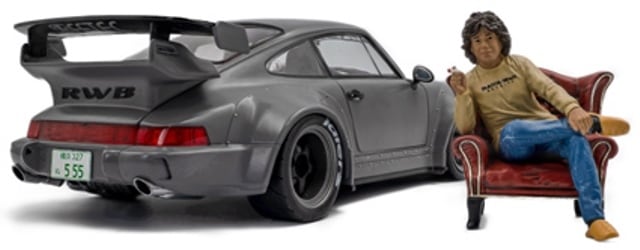Solido 2016 Porsche 911 (964) RWB Bodykit Nardo Grey w/ Akira Nakai Figure 1:18