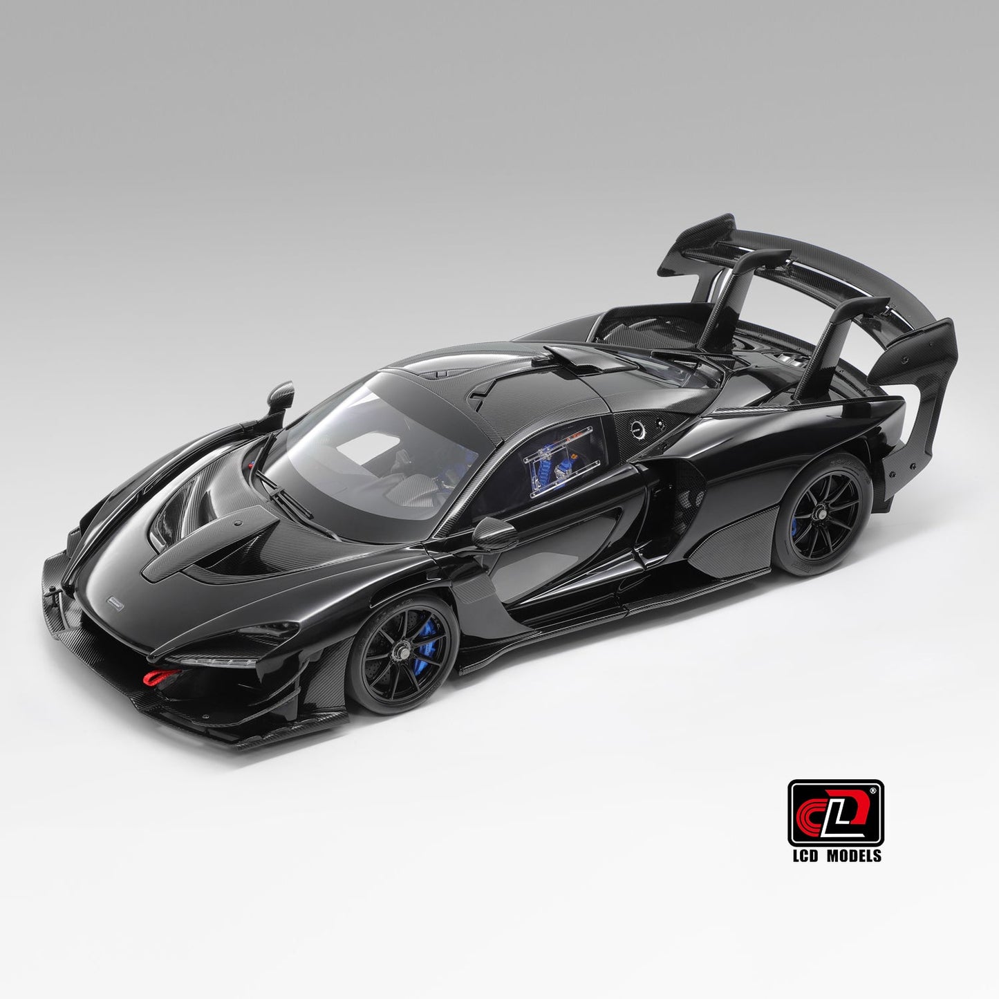 LCD Mclaren Senna GTR Black 1:18
