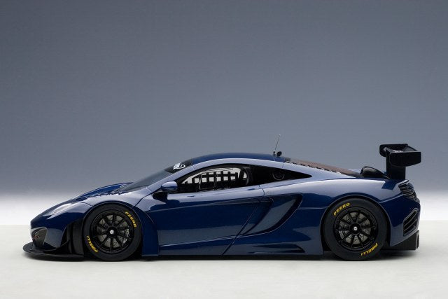 AUTOart Signature Mclaren MP4 12C GT3 Azure Blue DIECAST 1:18