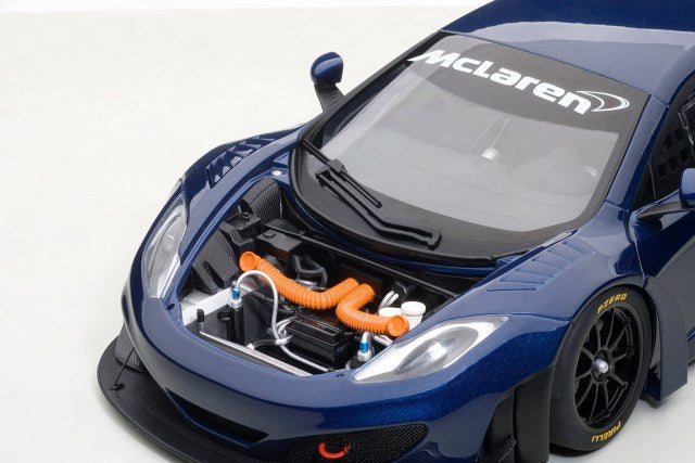 AUTOart Signature Mclaren MP4 12C GT3 Azure Blue DIECAST 1:18