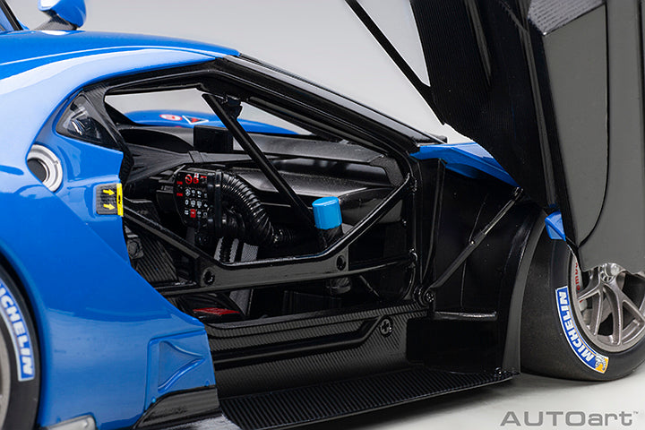 AUTOart 2017 Ford GT Le Mans Plain Color Version Lightning Blue 1:18
