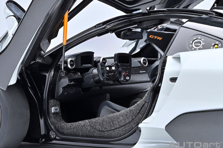 AUTOart Mclaren Senna GTR Silica White 1:18