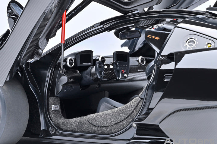 AUTOart 2019 Mclaren Senna GTR Onyx Black 1:18