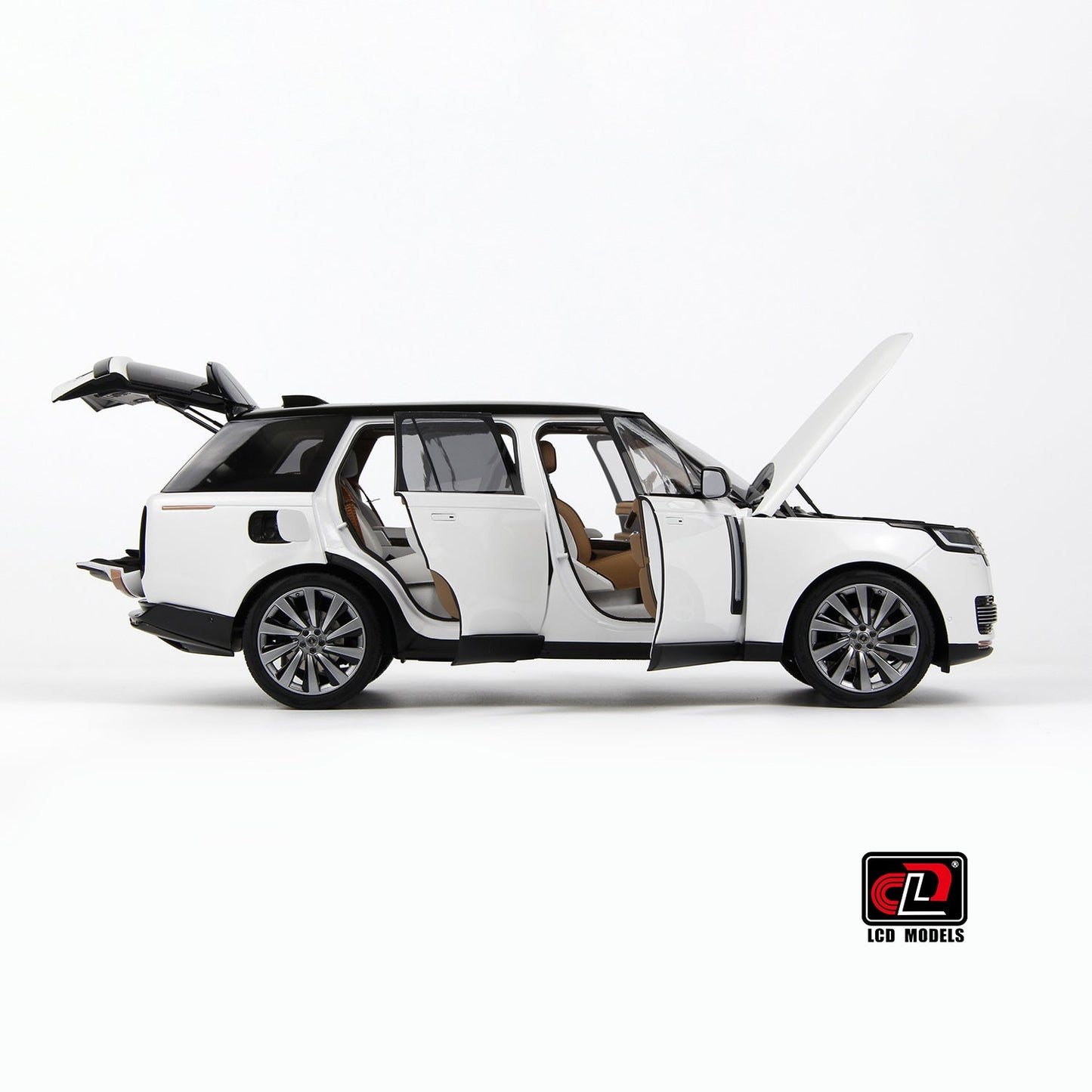 LCD 2022 Land Rover Range Rover SV Serenity White w/ Black Roof 1:18