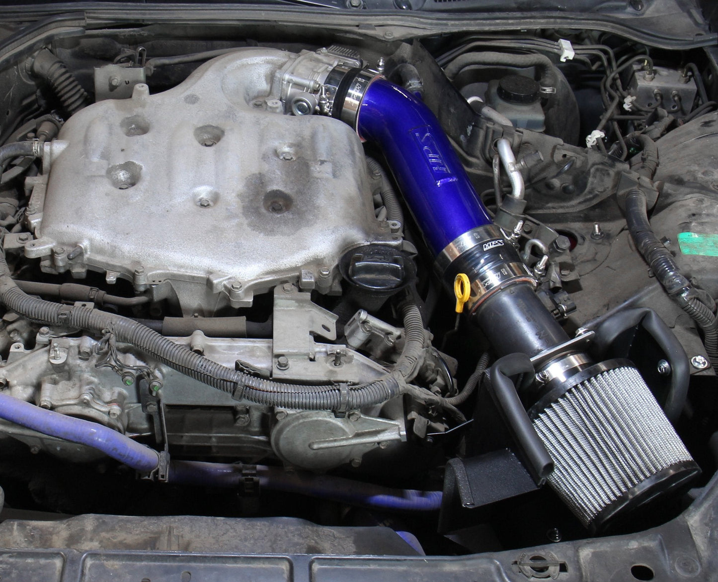 HPS Performance HPS Shortram Air Intake Kit with Heat Shield Infiniti 03-07 G35 Coupe 3.5L V6, 827-679