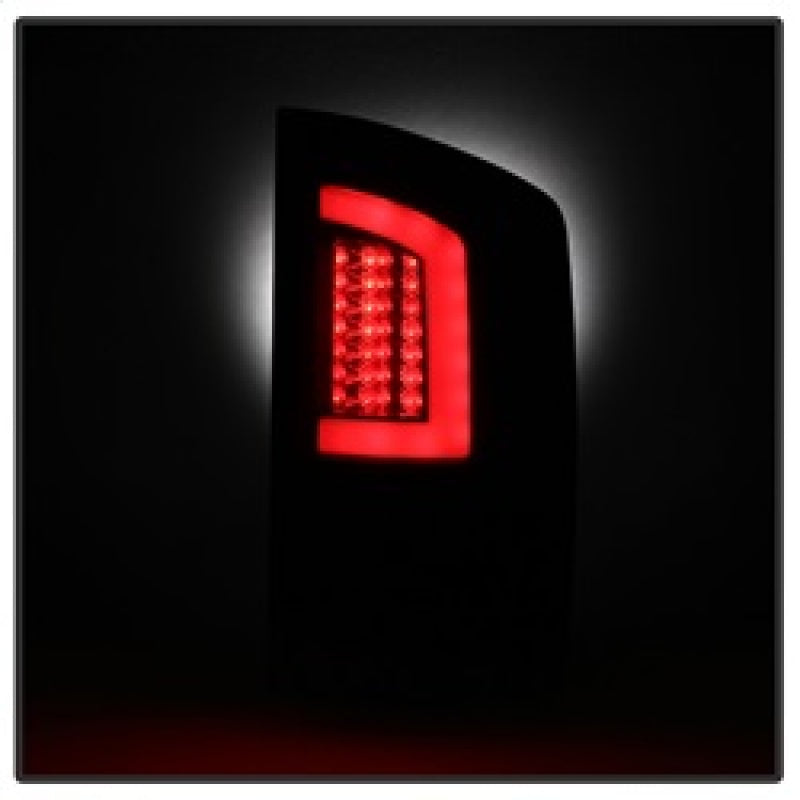 Spyder 02-06 Dodge Ram 1500 V3 Light Bar LED Tail Light - Blk Smoke (ALT-YD-DRAM02V3-LBLED-BSM) 5084125