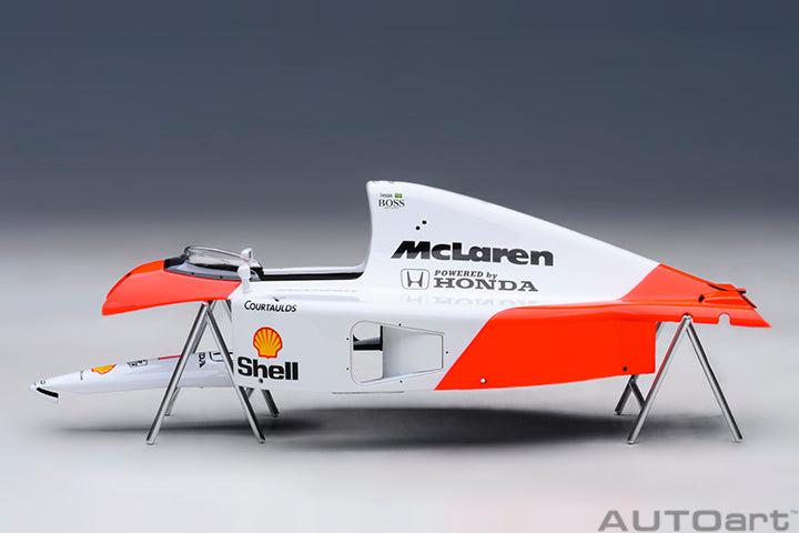 AUTOart Mclaren (w/ Logo) Honda MP4/6 No 1 Japanese GP 1991 Senna 1:18